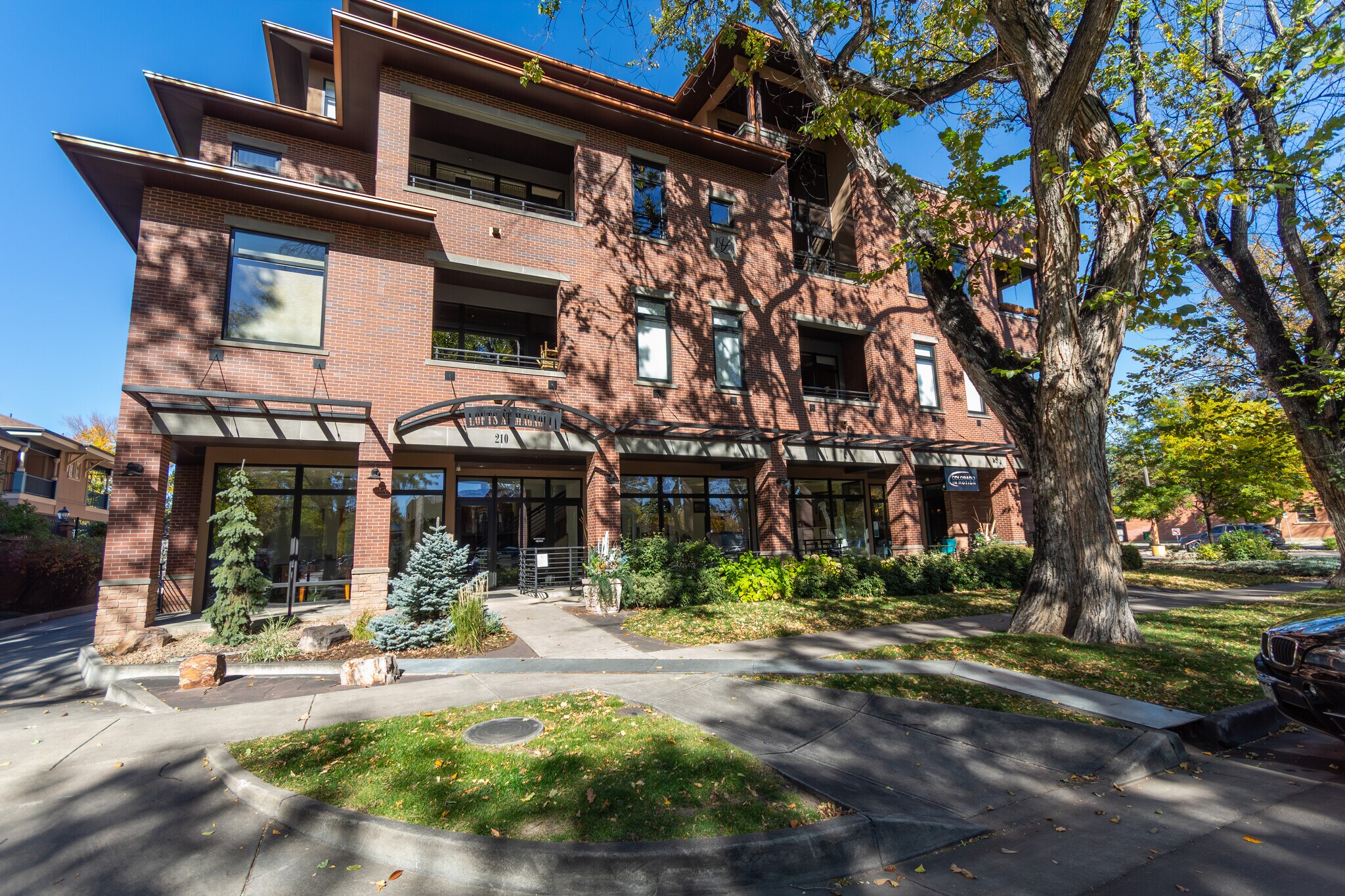 210 W Magnolia St, Fort Collins, CO à louer Photo principale- Image 1 de 28