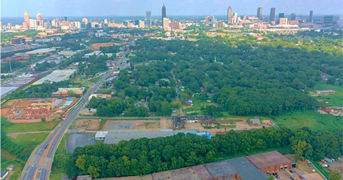 685 Law St, Atlanta, GA for lease Primary Photo- Image 1 of 4