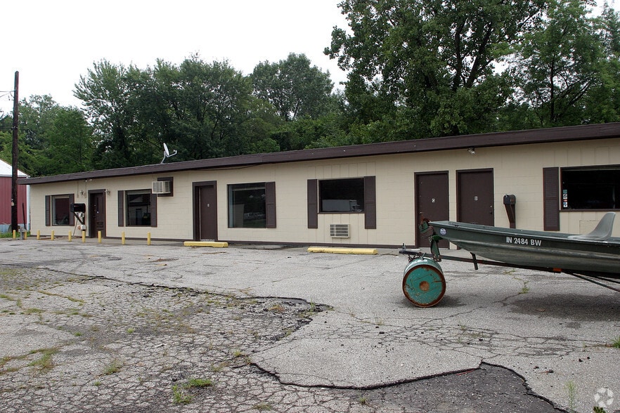 6455 Massachusetts Ave, Indianapolis, IN for lease - Building Photo - Image 3 of 16