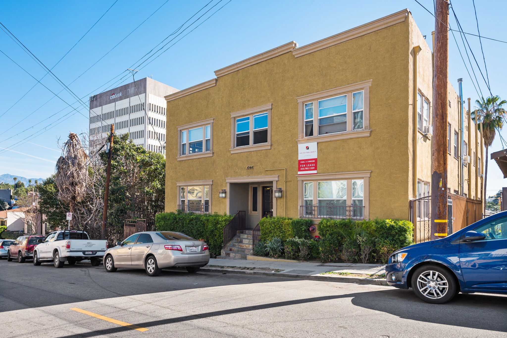 1044 N Bonnie Brae St, Los Angeles, CA for sale Building Photo- Image 1 of 6