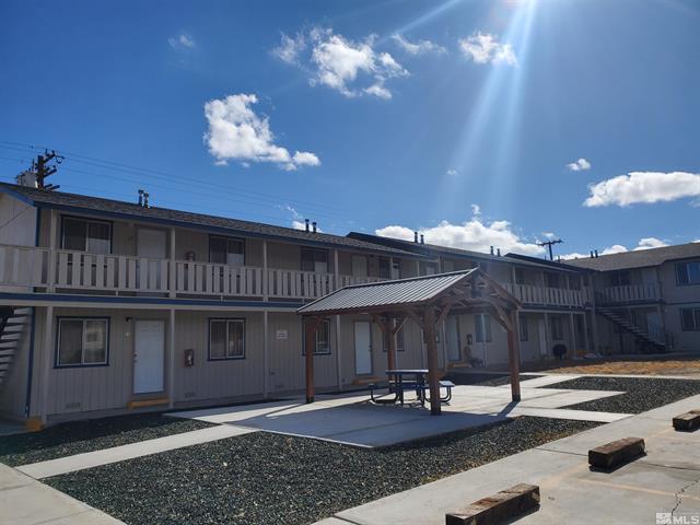 420-470 H St, Hawthorne, NV à vendre - Photo du bâtiment - Image 2 de 30