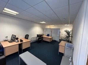 1-4 Austin Blvd, Sunderland à louer Photo intérieure- Image 1 de 4