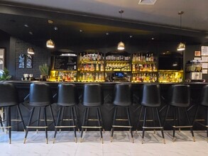 464 Onderdonk Ave, Flushing, NY à louer Photo intérieure- Image 1 de 27