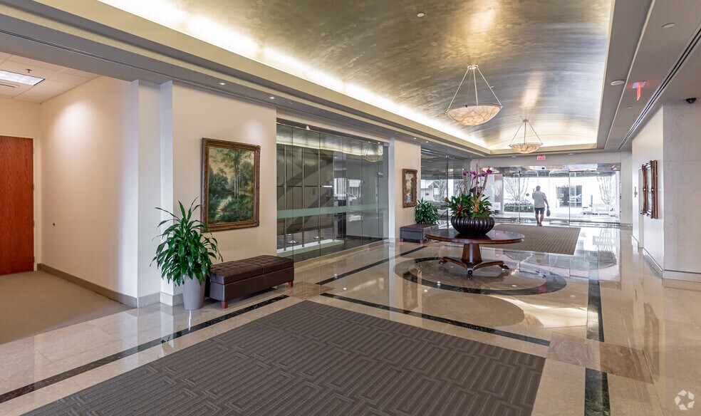 150 E Palmetto Park Rd, Boca Raton, FL à louer - Hall d’entrée - Image 2 de 4