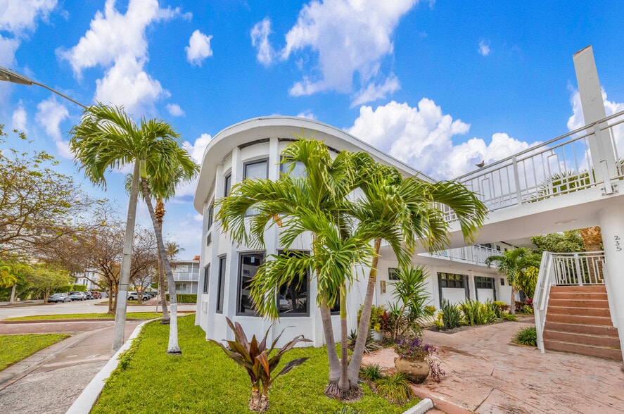 235 78th St, Miami Beach, FL for sale - Building Photo - Image 3 of 35