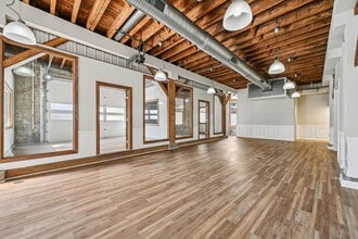 720 S Montford Ave, Baltimore, MD for lease Interior Photo- Image 1 of 8