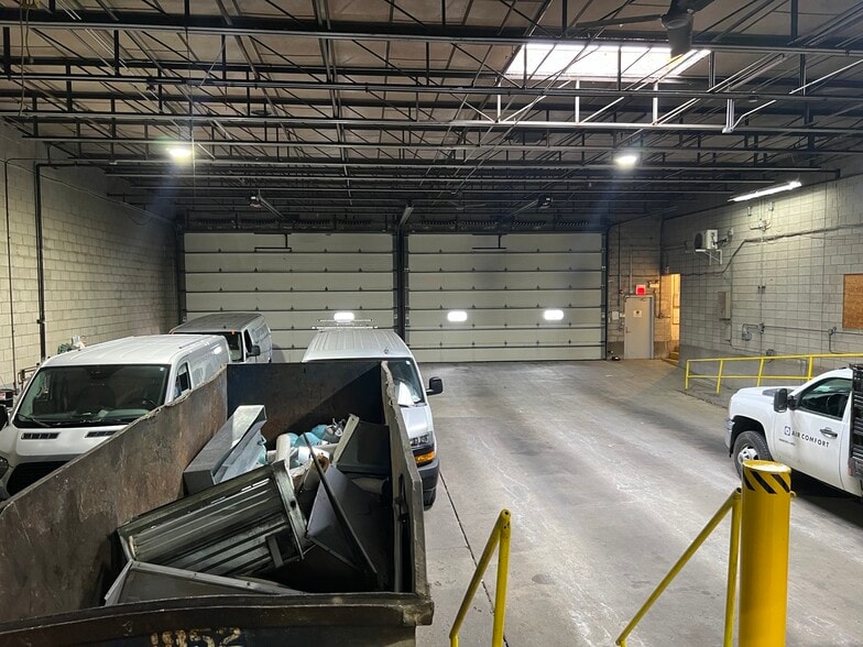 2550 Braga Dr, Broadview, IL for lease - Interior Photo - Image 3 of 5