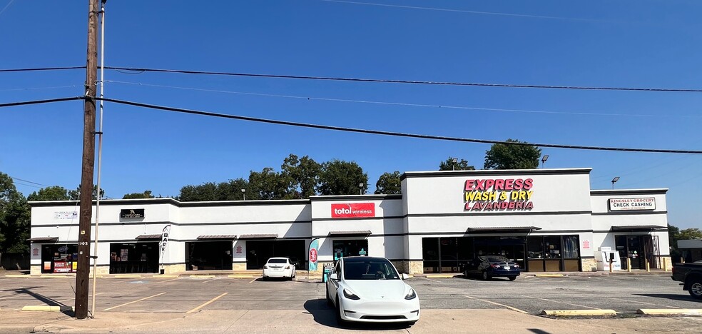 1435-1445 W Kingsley Rd, Garland, TX for lease - Building Photo - Image 2 of 2