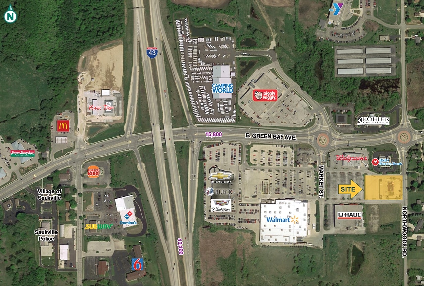 847 E Green Bay Ave, Saukville, WI for lease - Building Photo - Image 3 of 4