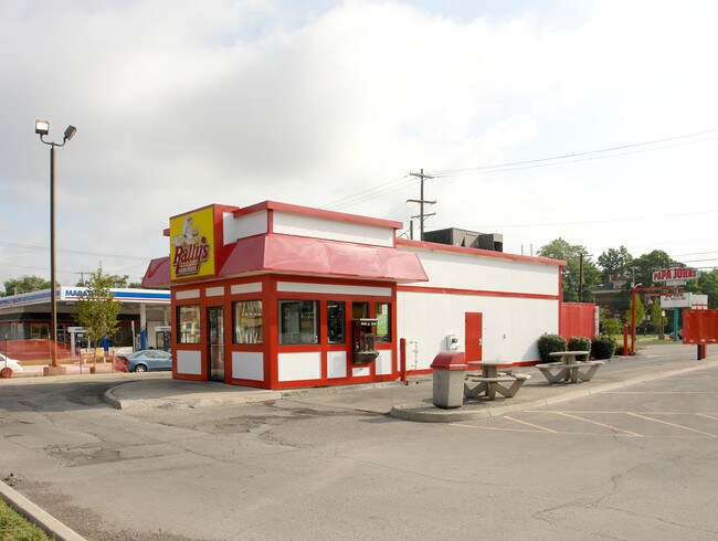 Plus de détails pour 2556 N High St, Columbus, OH - Commerce de détail à louer