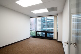8730 Georgia Ave, Silver Spring, MD à louer Photo intérieure- Image 1 de 7