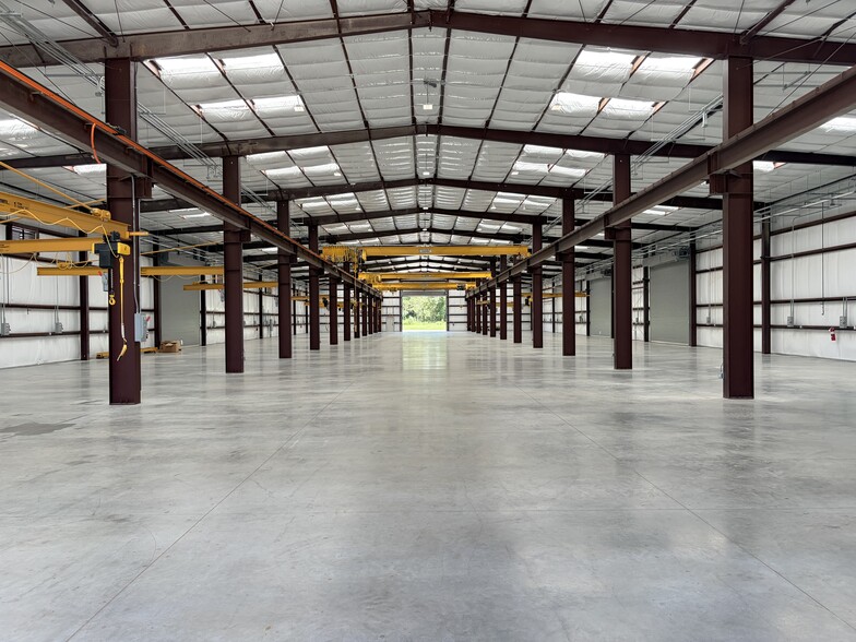 5635 Schurmier Rd, Houston, TX for lease - Interior Photo - Image 3 of 5