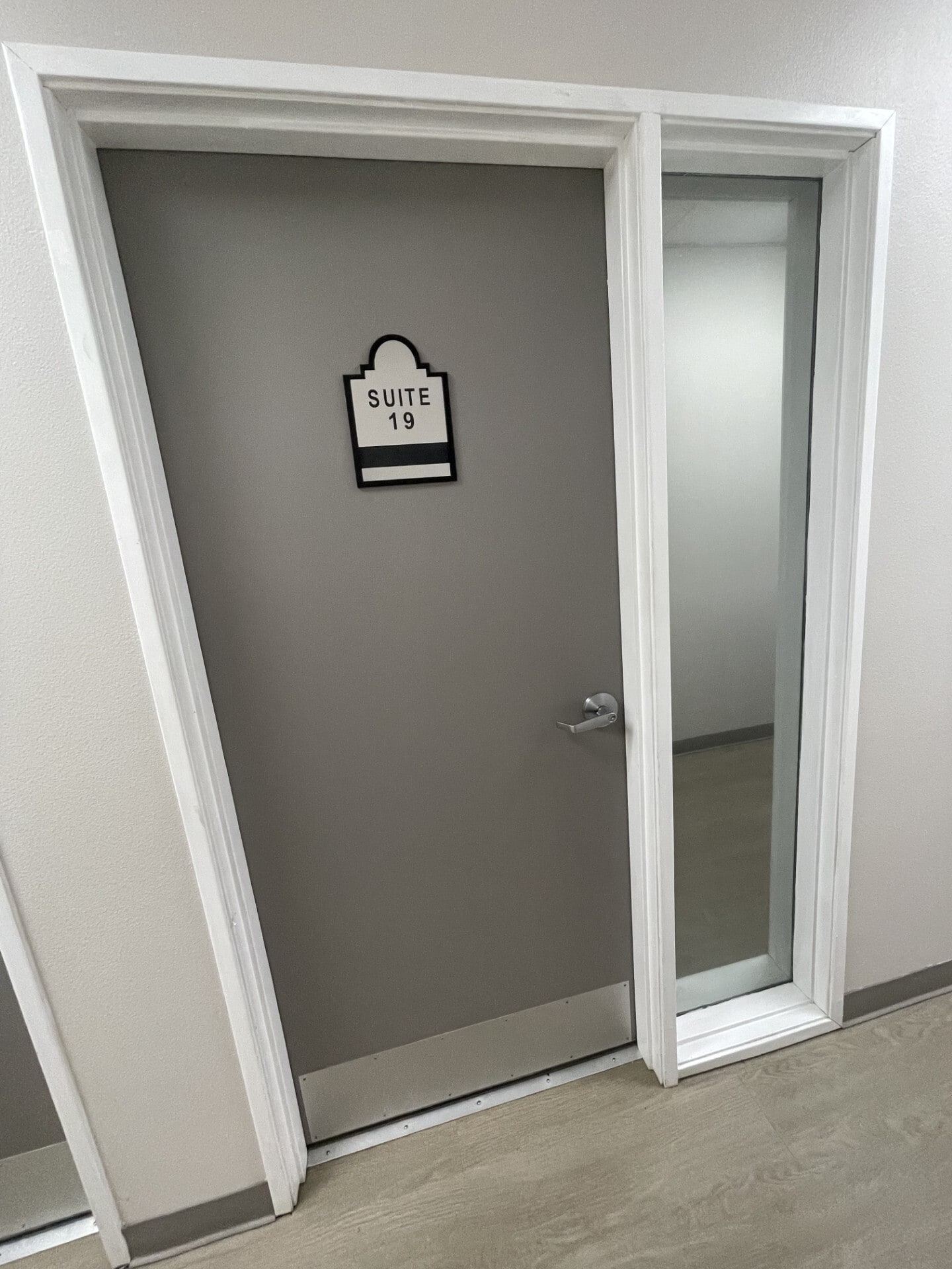 12189 7th St, Yucaipa, CA for lease Interior Photo- Image 1 of 2