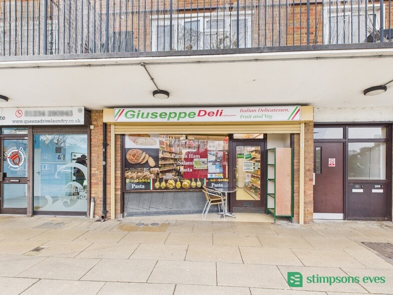94 Queens Dr, Bedford for lease - Building Photo - Image 1 of 1
