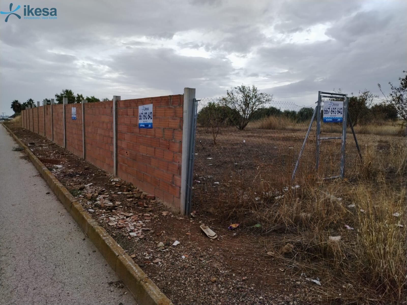 Land in La Albuera, Badajoz for sale Building Photo- Image 1 of 7