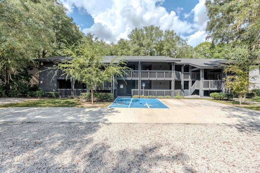 3145 Ravines Rd, Middleburg, FL à vendre - Photo du bâtiment - Image 2 de 20