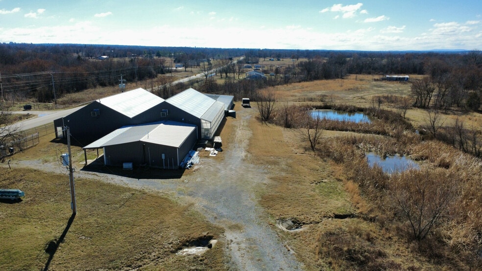23059 S 105th St E, Porum, OK à vendre - Photo du bâtiment - Image 3 de 9