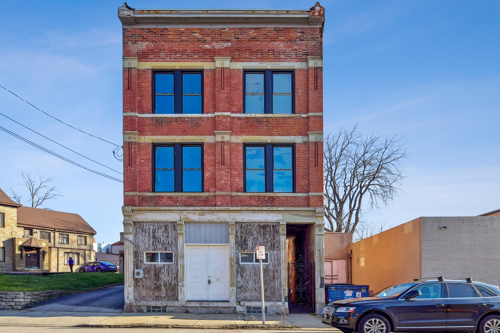 3108 Colerain Ave, Cincinnati, OH à vendre Photo du bâtiment- Image 1 de 1