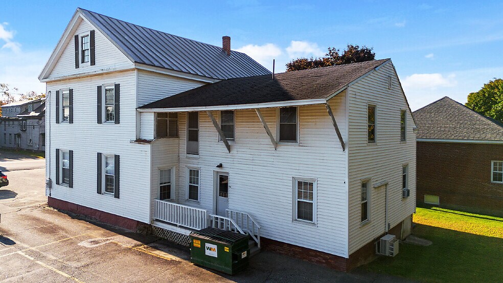 44 Elm St, Waterville, ME à vendre - Photo du bâtiment - Image 3 de 15
