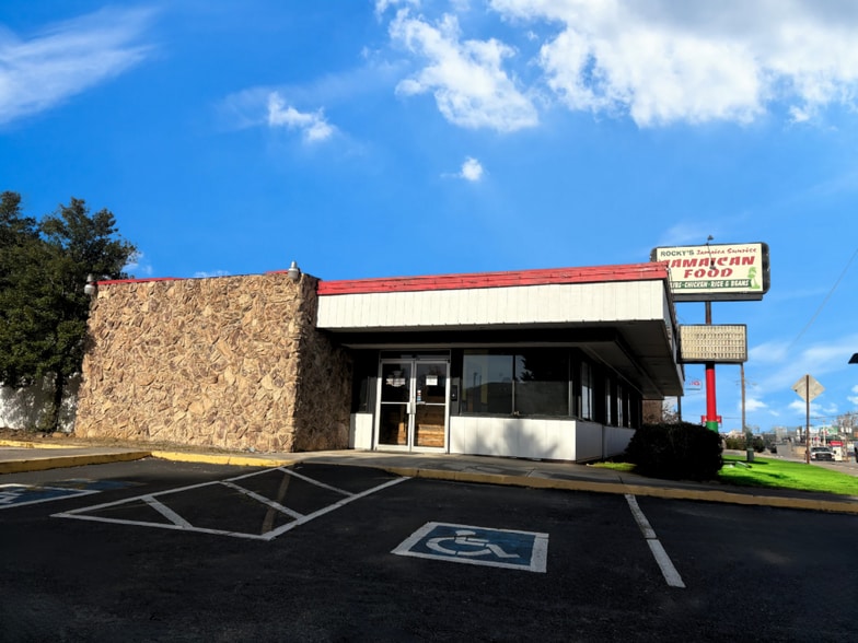 501 N Cusick St, Maryville, TN for lease - Building Photo - Image 1 of 6
