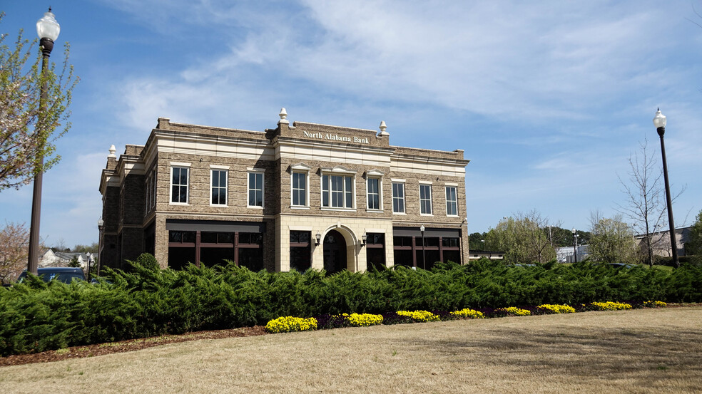 220 Providence Main St NW, Huntsville, AL for lease - Building Photo - Image 1 of 5