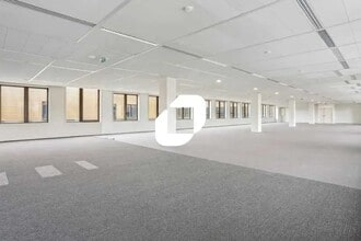 3 Allée Des Fleurs, Fresnes for lease Interior Photo- Image 2 of 9