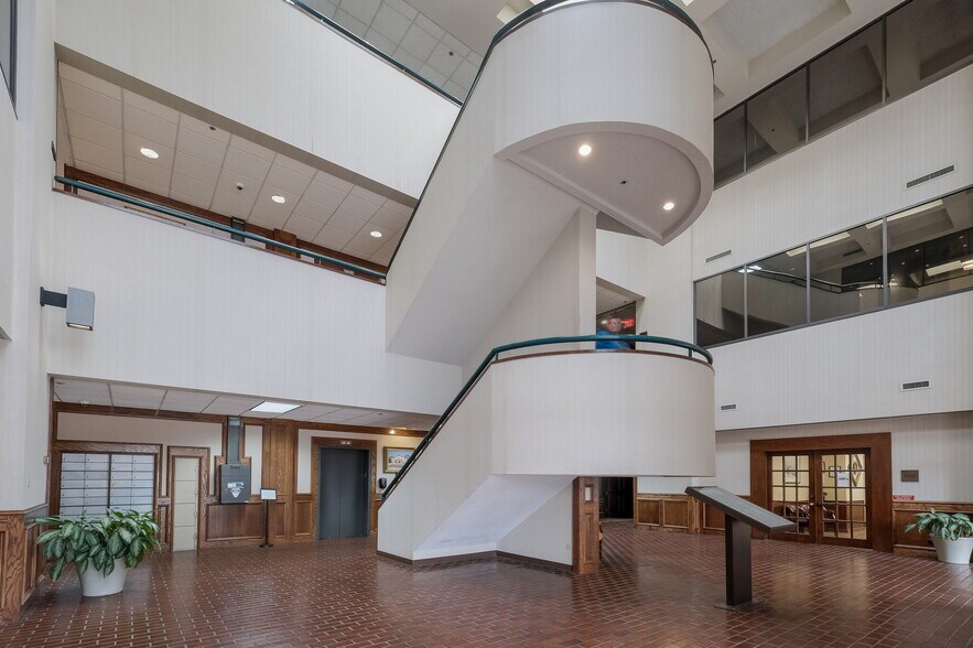 12042 Blanco Rd, San Antonio, TX à louer - Photo intérieure - Image 2 de 8