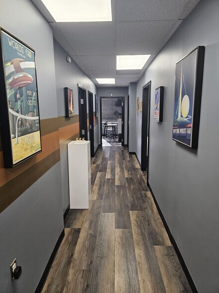 200 Craig Rd, Manalapan Township, NJ à louer - Photo intérieure - Image 3 de 11