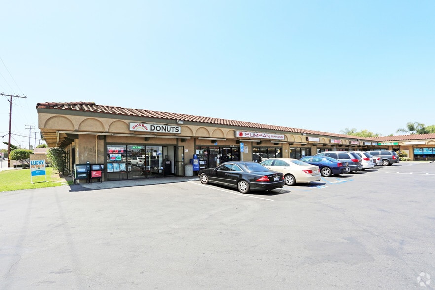 6444-6486 Westminster Blvd, Westminster, CA for lease - Building Photo - Image 3 of 10