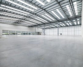 Horton Rd, Slough for lease Interior Photo- Image 1 of 3