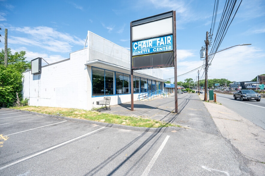 1455-1457 VFW Pky, West Roxbury, MA for sale - Building Photo - Image 2 of 7