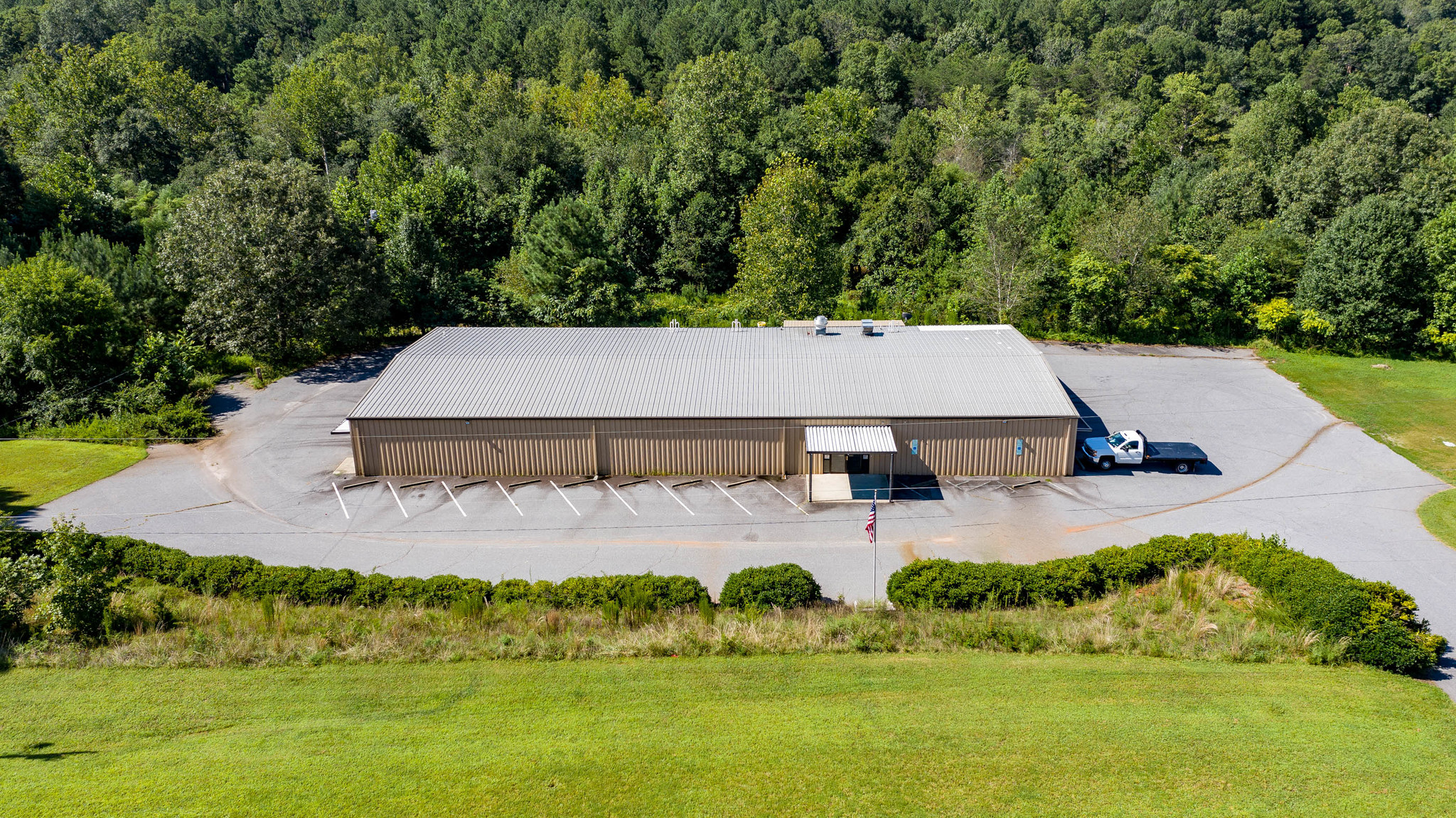 1803 Claude Rd, Conover, NC for lease Primary Photo- Image 1 of 26