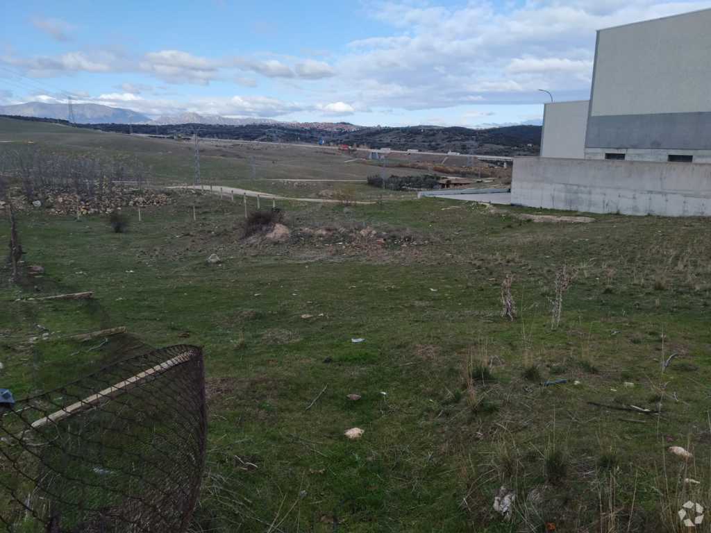 Land in El Molar, Madrid for sale Primary Photo- Image 1 of 12