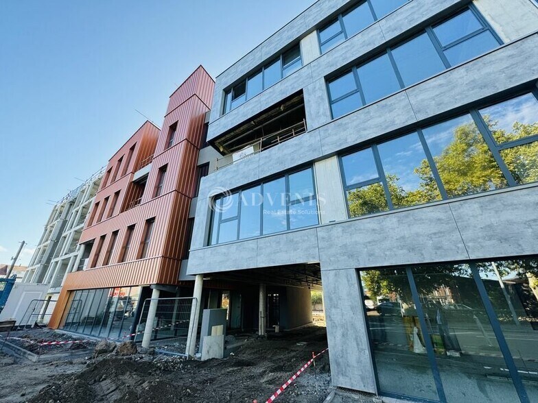 Bureau dans Haguenau à vendre - Photo du bâtiment - Image 2 de 12
