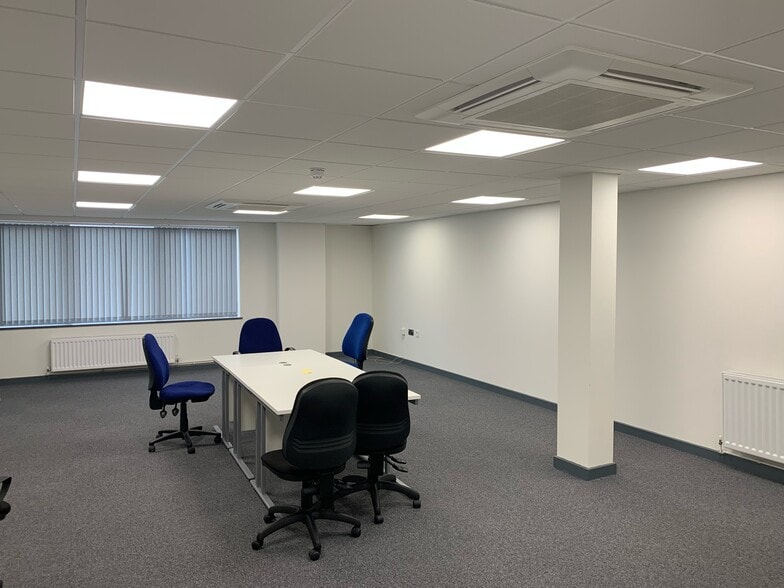 Thanet Way, Whitstable for lease - Interior Photo - Image 2 of 4