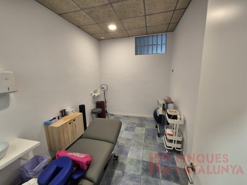 Girona, GER 17007 - Unit Pt05 - - Interior Photo - Image 2 of 7