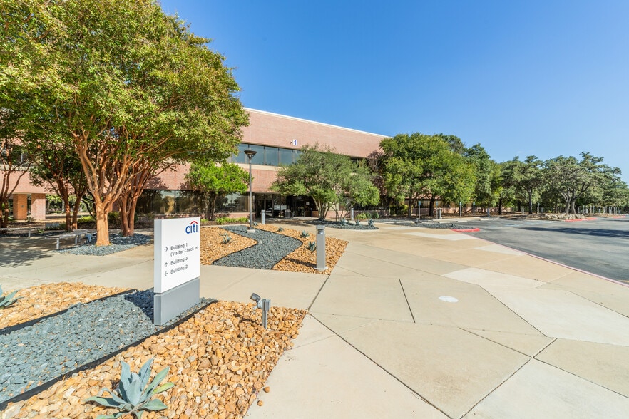 100 Citibank Dr, San Antonio, TX à vendre - Photo du bâtiment - Image 3 de 17