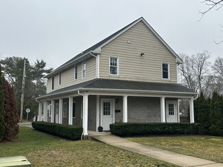 Plus de détails pour 569 Middle Rd, Bayport, NY - Vente au détail à vendre