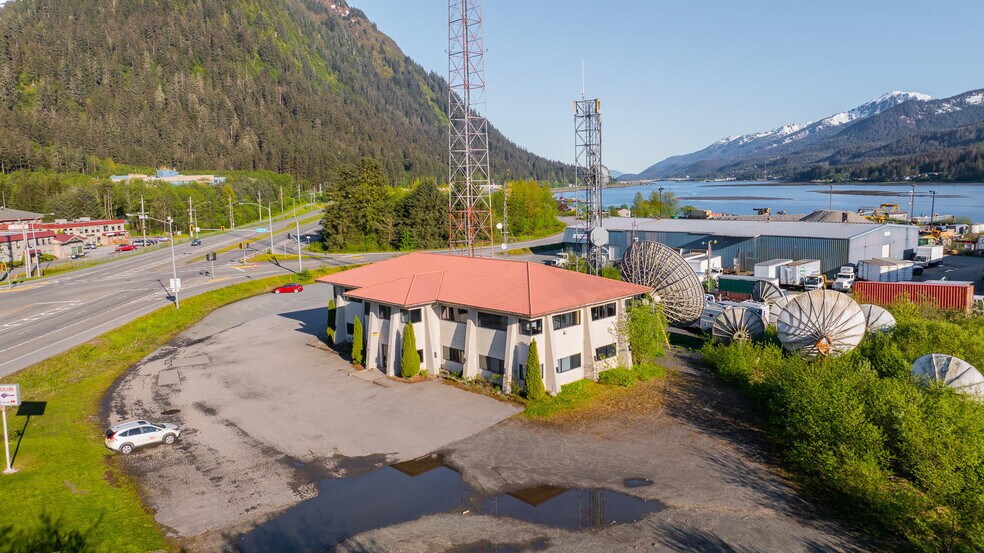 3161 Channel Dr, Juneau, AK à vendre - Photo du bâtiment - Image 3 de 3