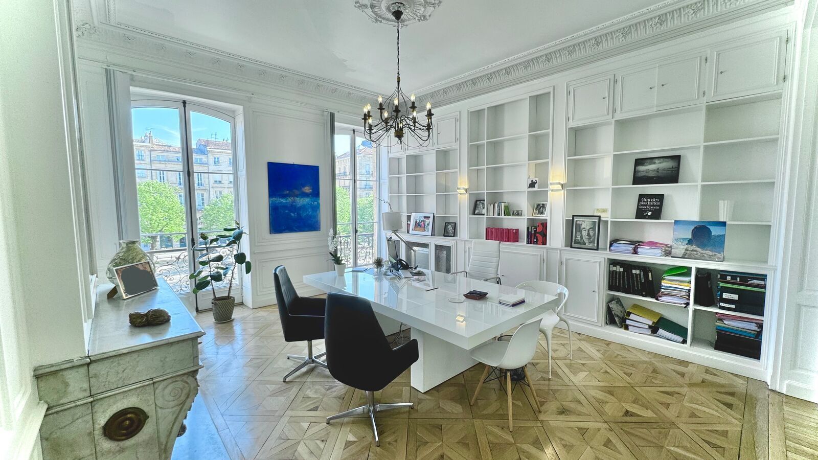 Office in Bordeaux for lease Building Photo- Image 1 of 8