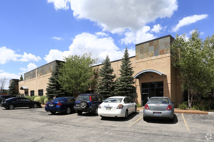 31875 Solon Rd, Solon, OH à louer - Photo du bâtiment - Image 1 de 5