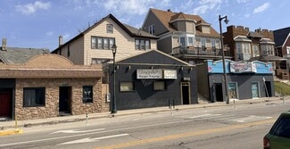 Plus de détails pour 1686-1688 N Van Buren St, Milwaukee, WI - Commerce de détail à louer