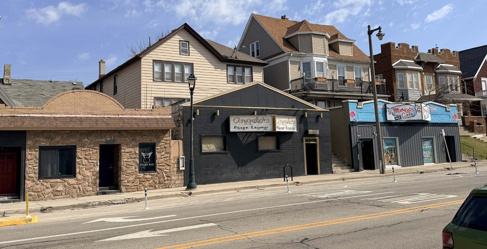 1686-1688 N Van Buren St, Milwaukee, WI for lease Building Photo- Image 1 of 2