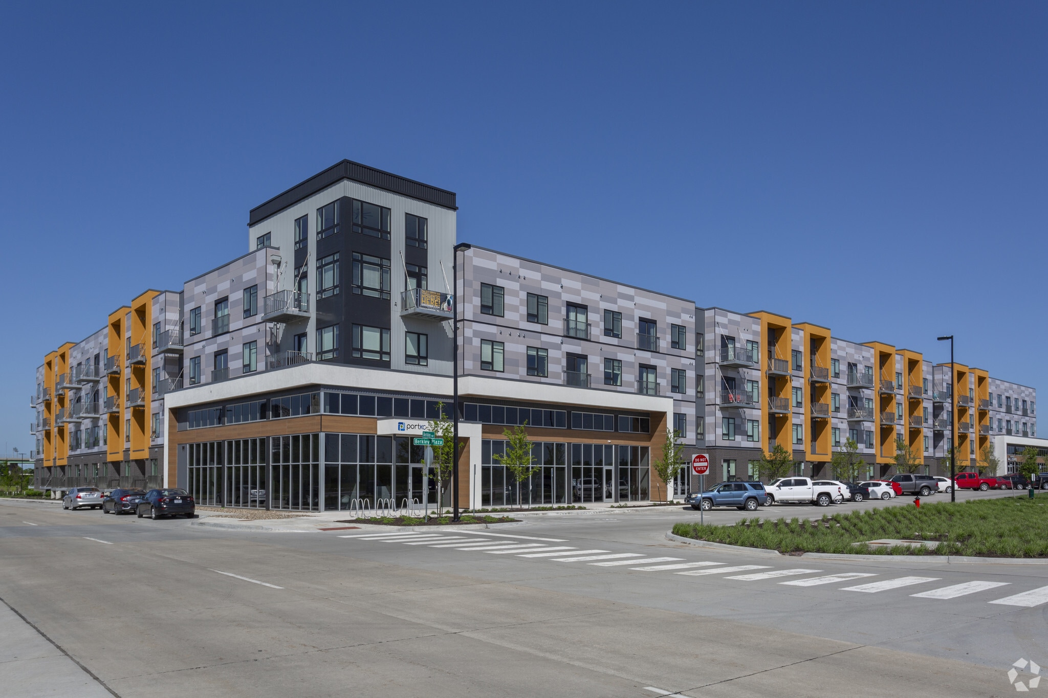 1000 Berkley Pky, Kansas City, MO à vendre Photo principale- Image 1 de 69