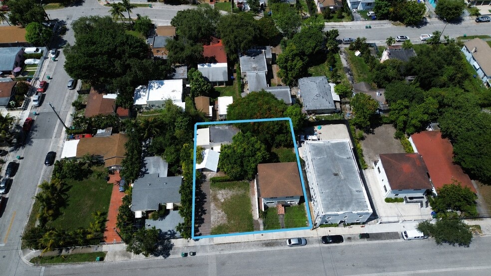 255 NW 32nd St, Miami, FL à vendre - Photo du bâtiment - Image 2 de 14