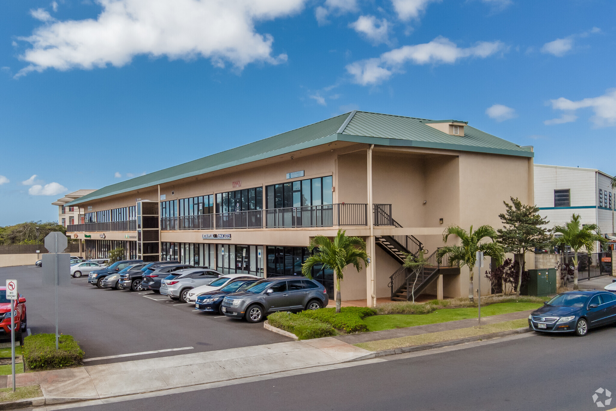 94-1144 Ka Uka Blvd, Waipahu, HI for lease Building Photo- Image 1 of 10