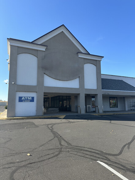 841 Gravel Pike, Collegeville, PA for lease - Building Photo - Image 3 of 26