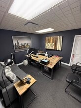 300 W Joliet St, Ottawa, IL for sale Interior Photo- Image 2 of 12