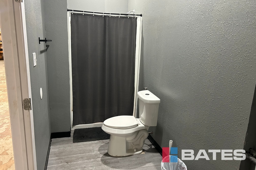 2921 E Abram St, Arlington, TX for sale - Building Photo - Image 3 of 14