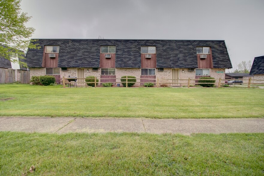 1505-1525 Herbert Dr, Lorain, OH for sale - Building Photo - Image 1 of 24